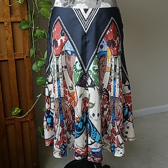 Stunning Nicole Miller Studio 100% silk skirt Sz 8 - Picture 3 of 7